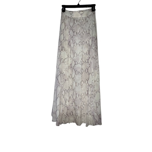 Olivaceous Sateen Maxi Skirt in Snakeskin Pattern Size S - Picture 3 of 8